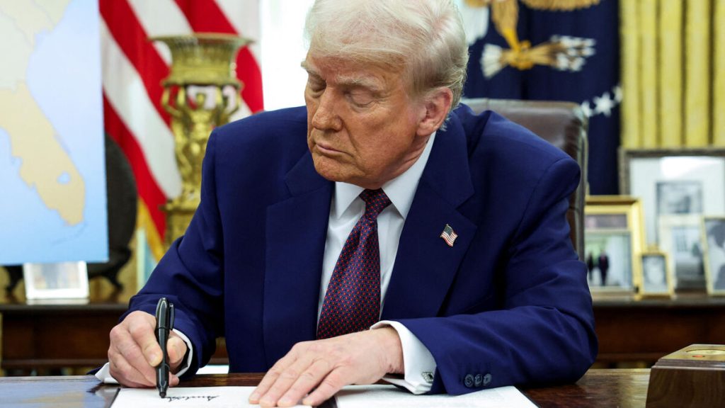 Les États-Unis imposeront des droits de douane réciproques, annonce Donald Trump