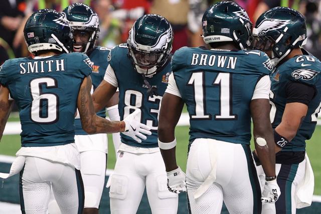 Les Philadelphia Eagles remportent le Super Bowl après avoir écrasé les Kansas City Chiefs