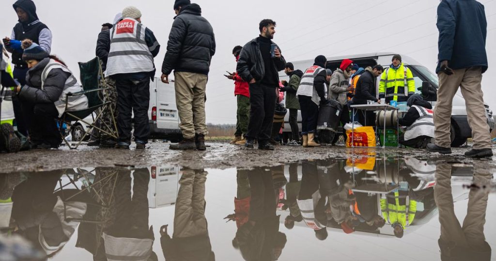 Les crédits pour les associations d’aide aux migrants explosent