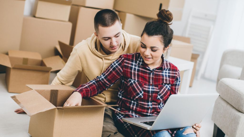 « Les projets sont plus réfléchis » : logement, cadre de vie… L’exode des Franciliens vers les régions se poursuit