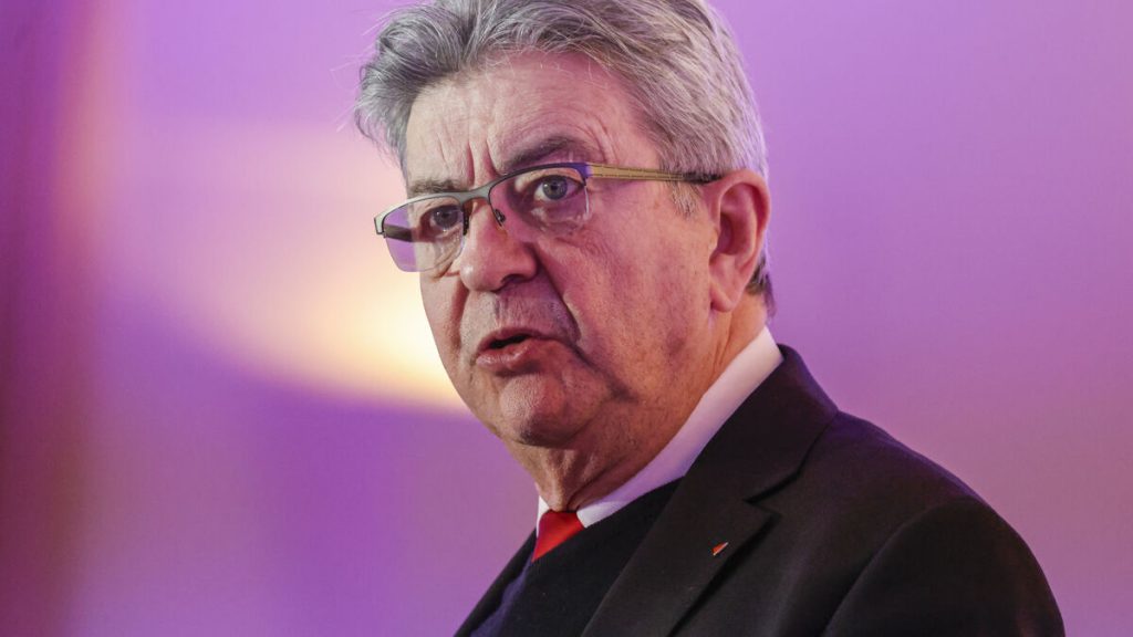 Mélenchon accuse Macron de placer la France « sous l’emprise des Elon Musk et des autres milliardaires de la Silicon Valley »
