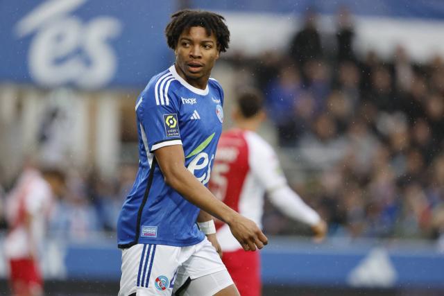 Mercato : Jérémy Sebas quitte Strasbourg, Amo-Ameyaw arrive