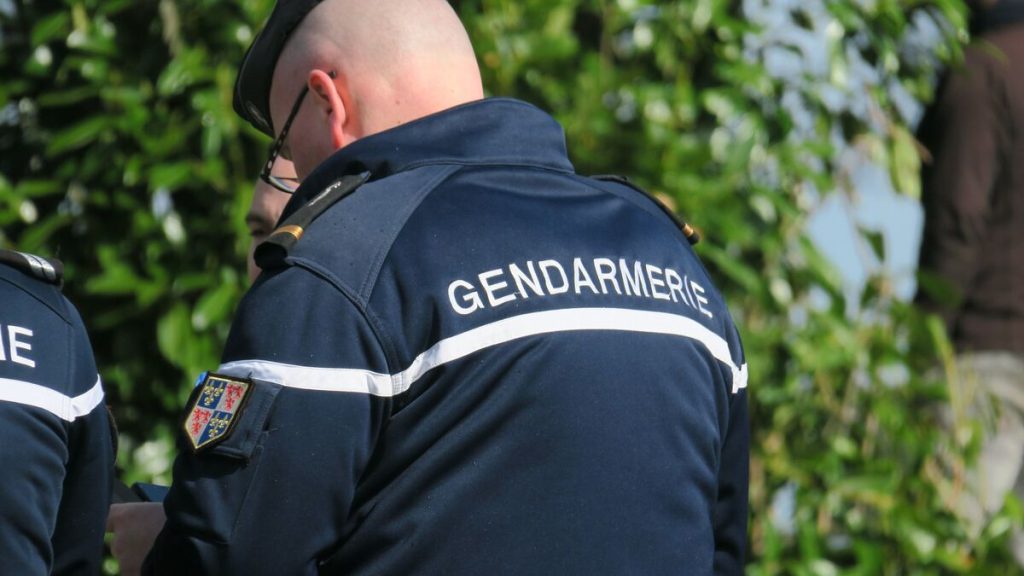 Meurthe-et-Moselle : une femme retrouvée morte au volant de son véhicule, son mari mis en examen