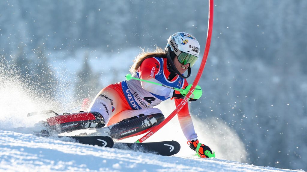 Mondiaux de ski : la Suissesse Camille Rast médaillée d’or du slalom