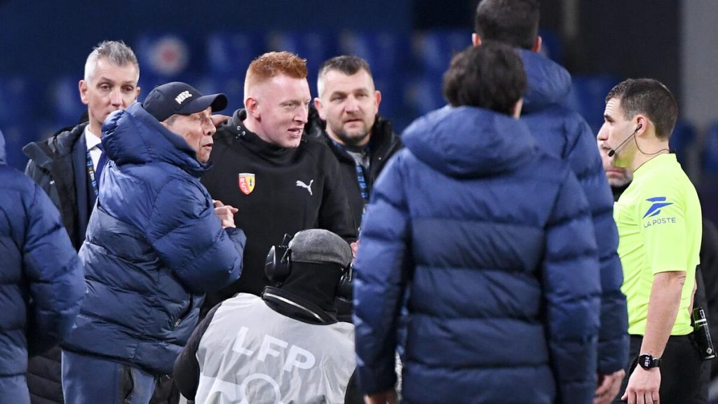 Montpellier-Lens : « Les insultes font partie du football », défend Still après son expulsion commune avec Gasset