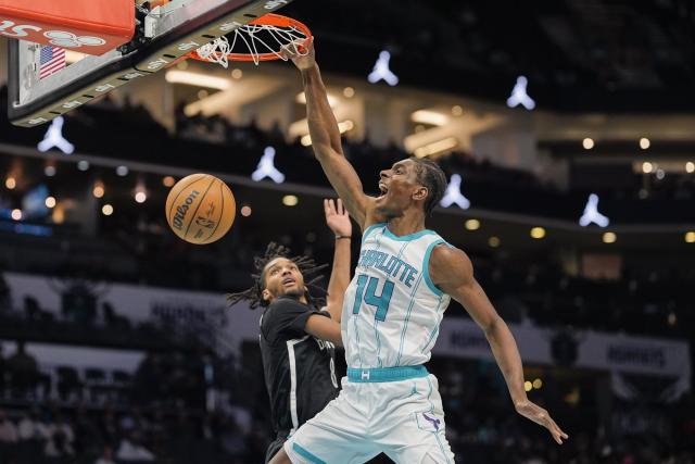 Moussa Diabaté signe son premier contrat garanti en NBA avec Charlotte