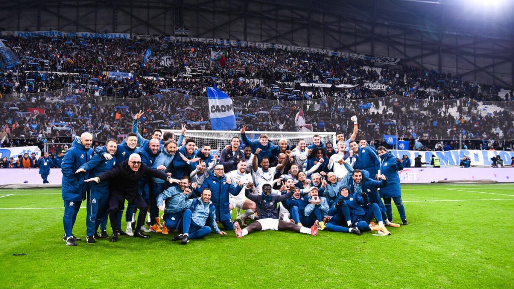 OM-OL (3-2) : « Lever la tête et aller jusqu’au bout très fort », attendu au tournant, Marseille répond présent