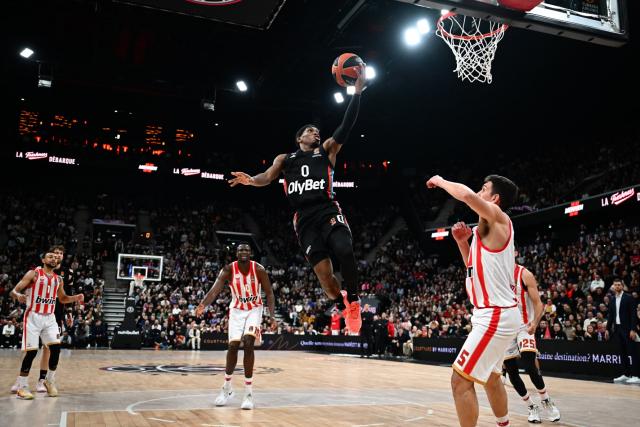 T.J. Shorts, après la défaite de Paris contre l'Olympiakos : « On perd le match sur le premier quart »