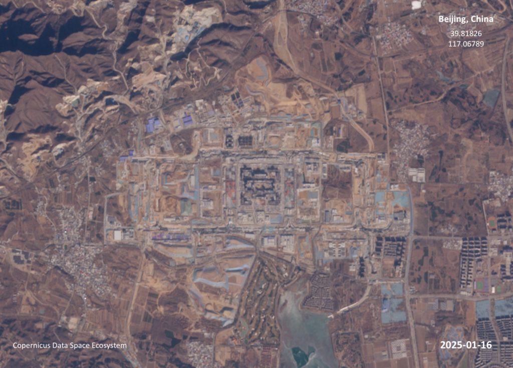 China Builds New Military Command Center