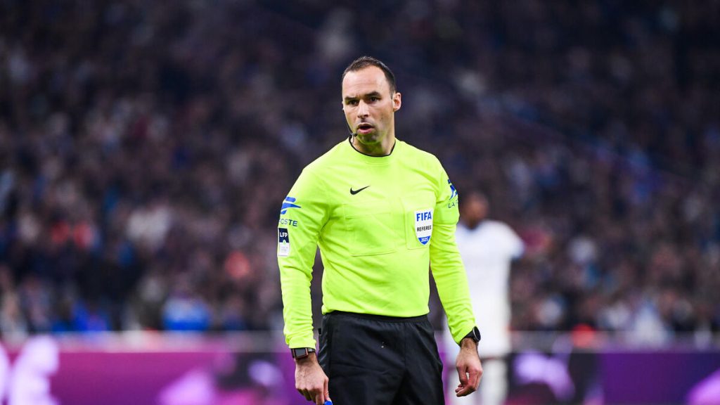 « Tous les arbitres de Ligue 1 vont porter plainte » : après son dérapage, Longoria dans la tourmente