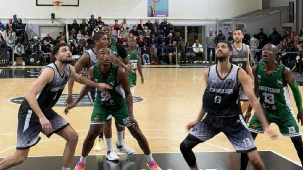 « Tout Mayotte est derrière nous » : après le cyclone Chido, ces basketteurs redonnent du bonheur aux Mahorais