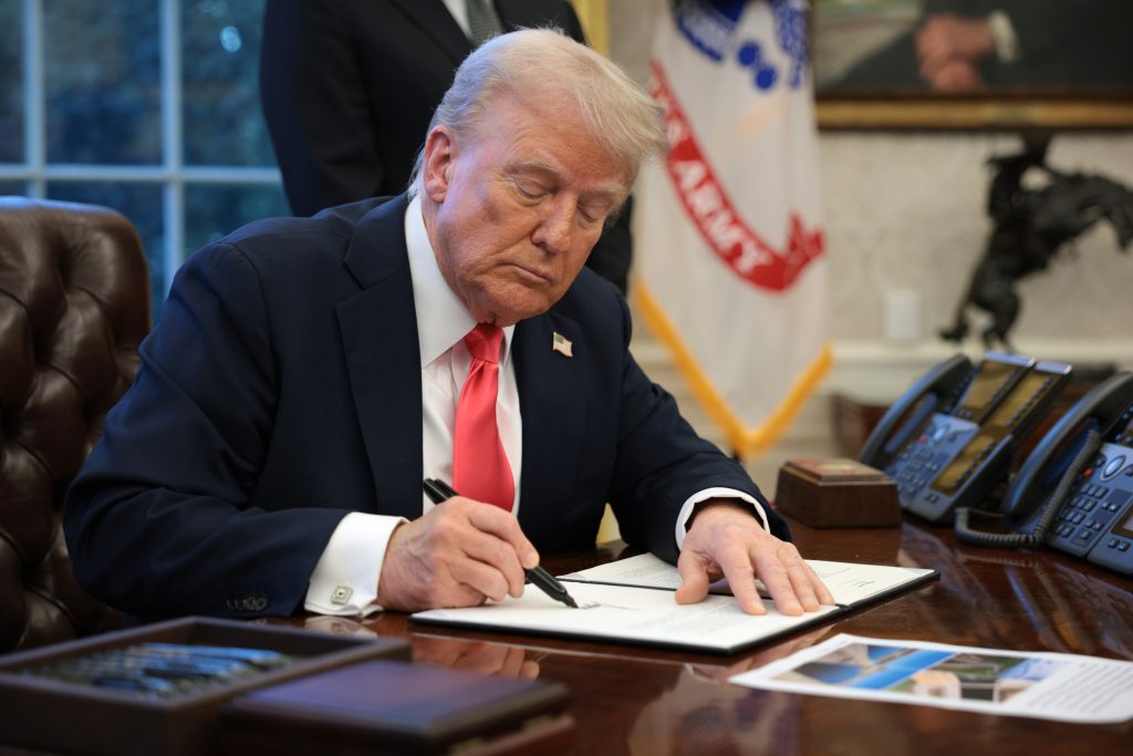Trump at Oval Office