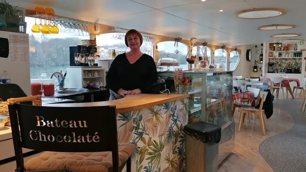 « Un petit pincement au cœur » : véritable institution à Conflans, le Bateau chocolaté est à vendre