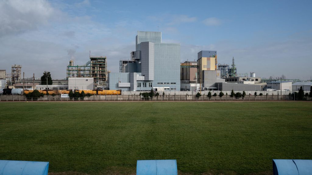 Victimes des PFAS : dans toute la France, la riposte judiciaire s’organise contre ces « polluants éternels »
