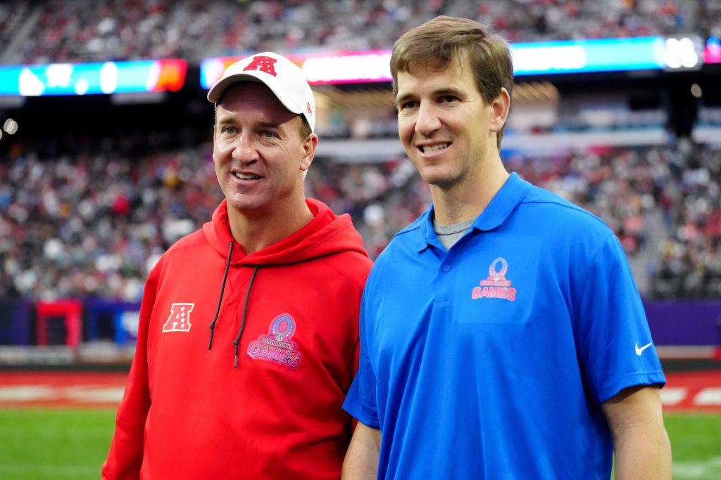 Peyton & Eli Manning