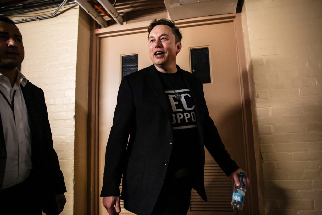 Elon Musk Short Response Trump Cabinet Meeting