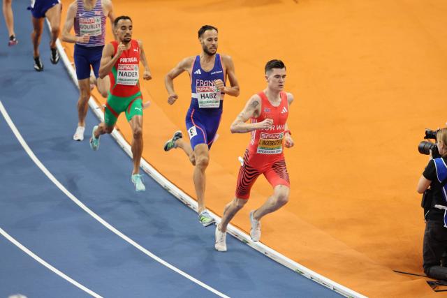 Jakob Ingebrigtsen champion d'Europe en salle du 1 500 m pour la troisième fois, Azeddine Habz en argent