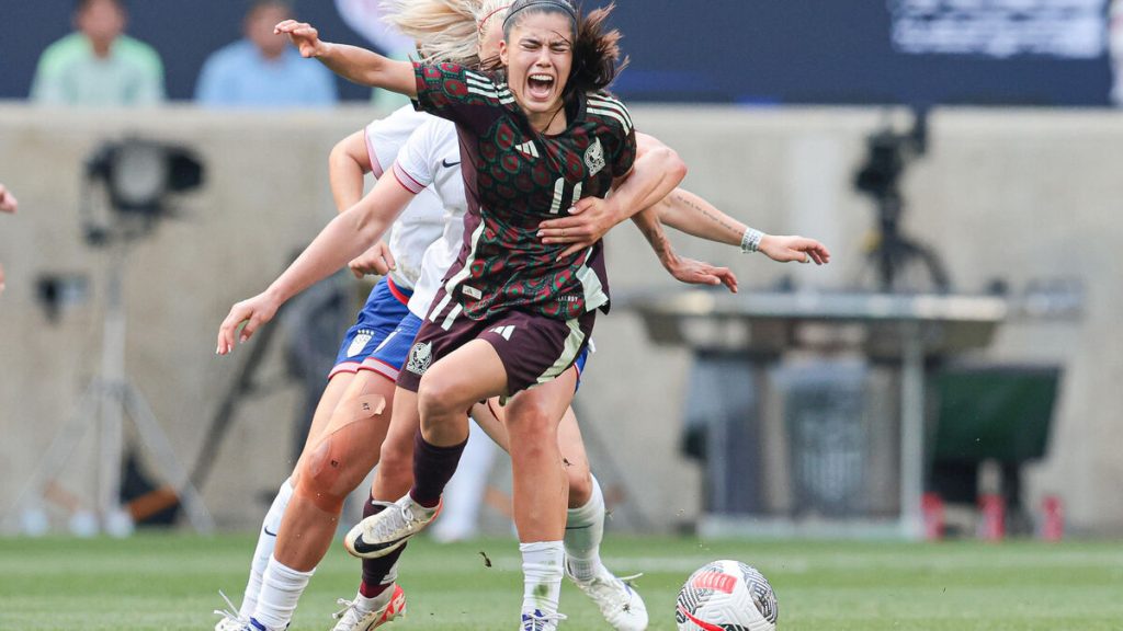 La vidéo du but venu d’ailleurs de la Mexicaine Lizbeth Ovalle avec les Tigres de Femenil