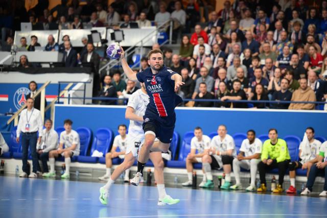 Le PSG Handball domine Nantes et prend la tête du Championnat