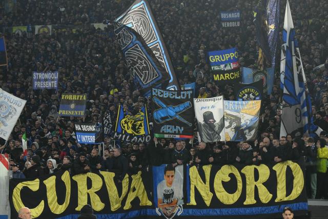 Le procès d'ultras de l'Inter et de l'AC Milan au service de la mafia a débuté en Italie