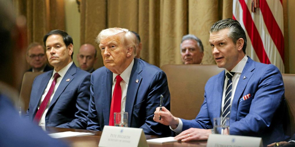 Les États-Unis annoncent qu’ils cessent toute cyberoffensive contre la Russie