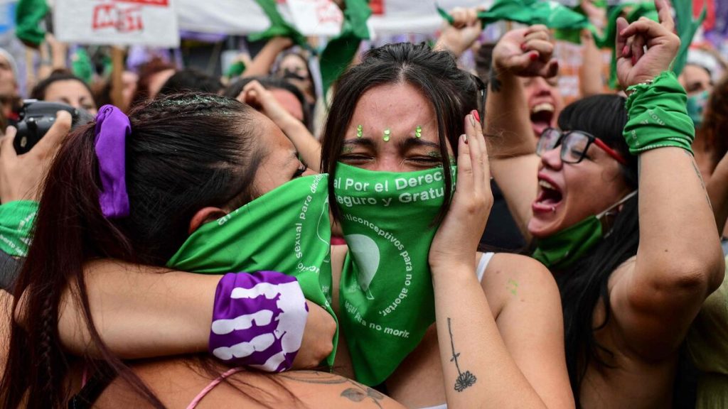 Les droits des femmes ont reculé dans un pays sur quatre en 2024, selon un rapport de l’ONU