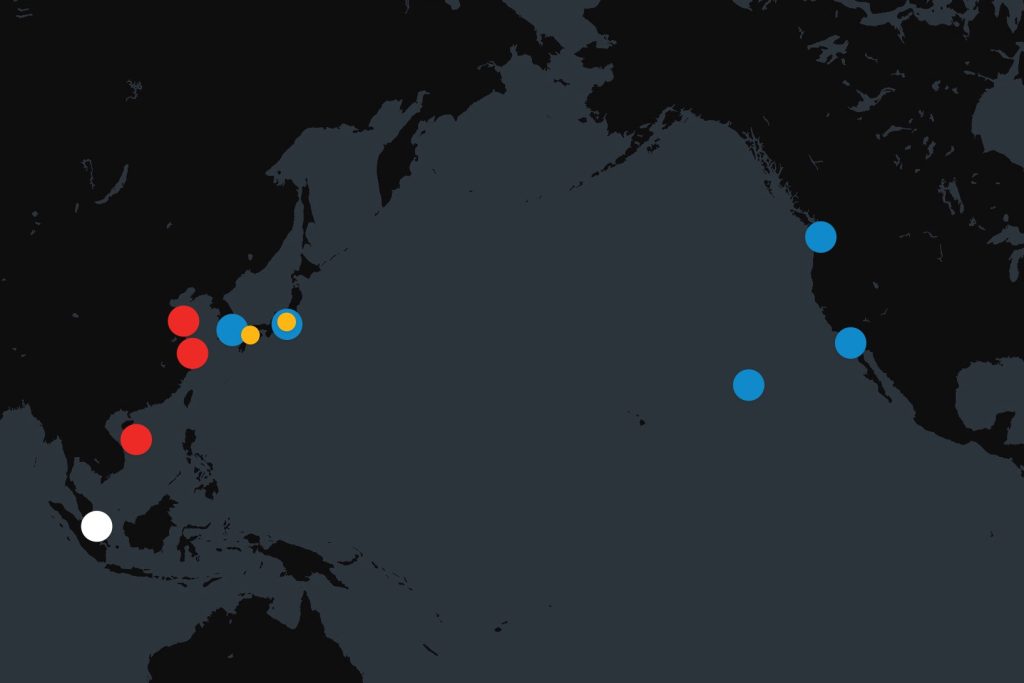 Map shows US and Chinese aircraft carriers in Pacific this week