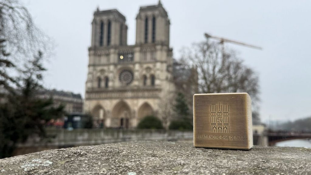 Notre-Dame de Paris : un jeu-concours pour remporter une pierre authentique de la cathédrale