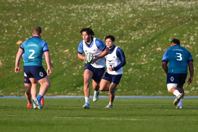 Penaud, Ntamack, Guillard et Barassi avec les titulaires, Alldritt absent avant Irlande-France du Tournoi des 6 Nations