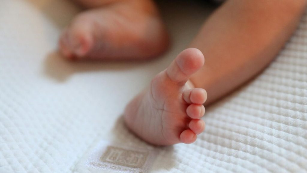 Scandale des bébés volés : « S’il y a un doute sur le consentement de la mère, il y a suspicion de pratique illicite »