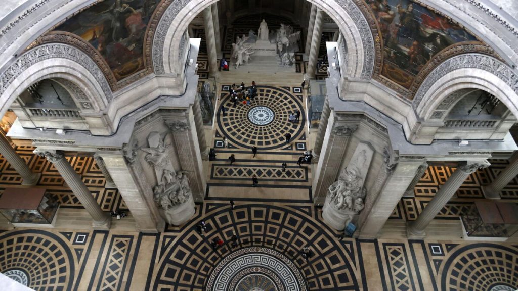 « Un quart d’heure de lecture suffit pour en sortir grandi » : parenthèse littéraire le 11 mars au Panthéon
