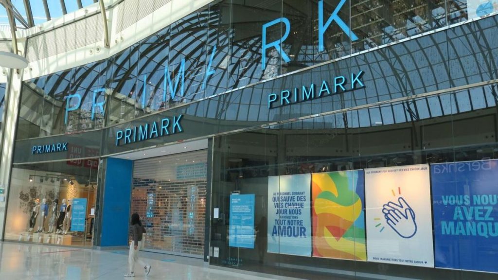 Val-d’Europe : éviscérée par un collègue éconduit, la femme de ménage de Primark avait été sauvée in extremis
